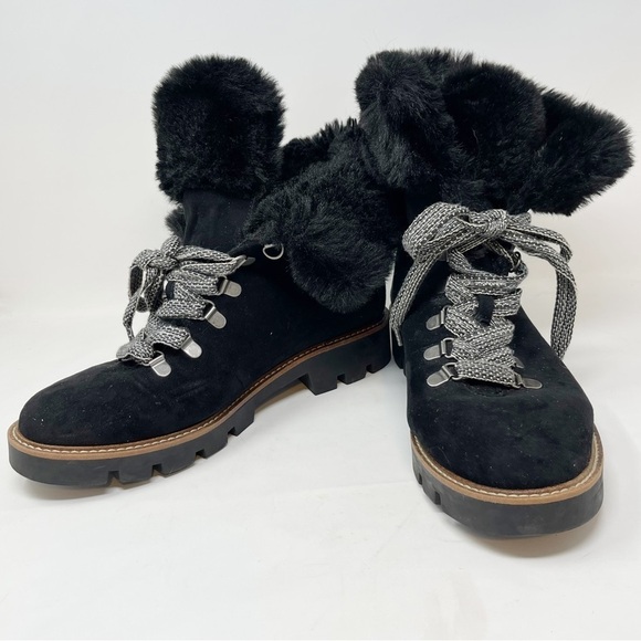 WHITE MOUNTAIN Women’s Black GLAMOROUS ANKLE BOOTIE Lug Sole Shearling Fur Sz 11 - Picture 2 of 12